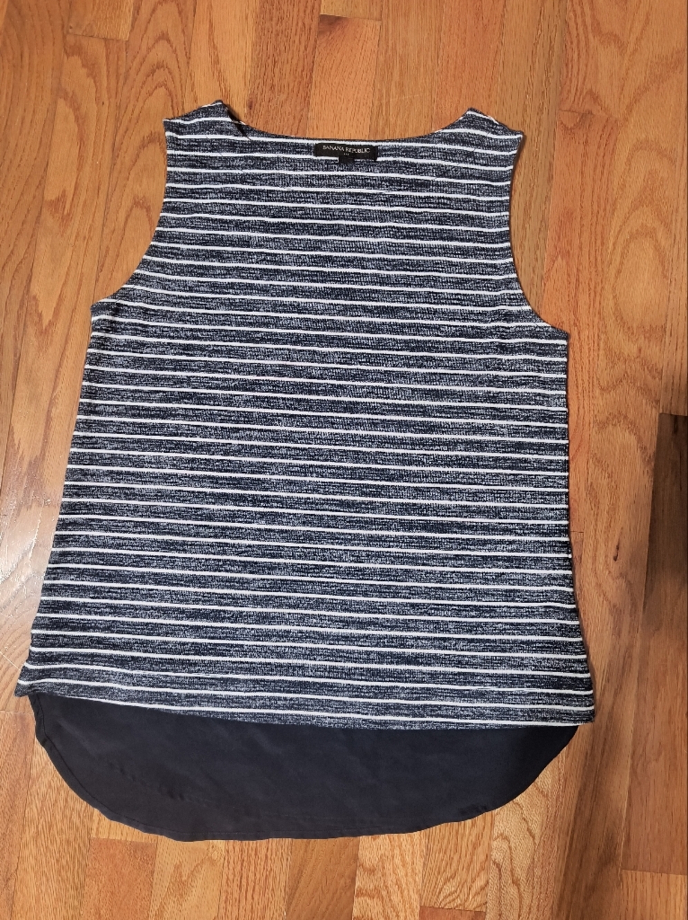 Pick 3/$10⭐Banana Republic Shirttail Tank Top, Women's Small, Navy/White Stripe
